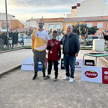 Diego Gil López se ha proclamado Campeón Regional Juvenil de Petanca.